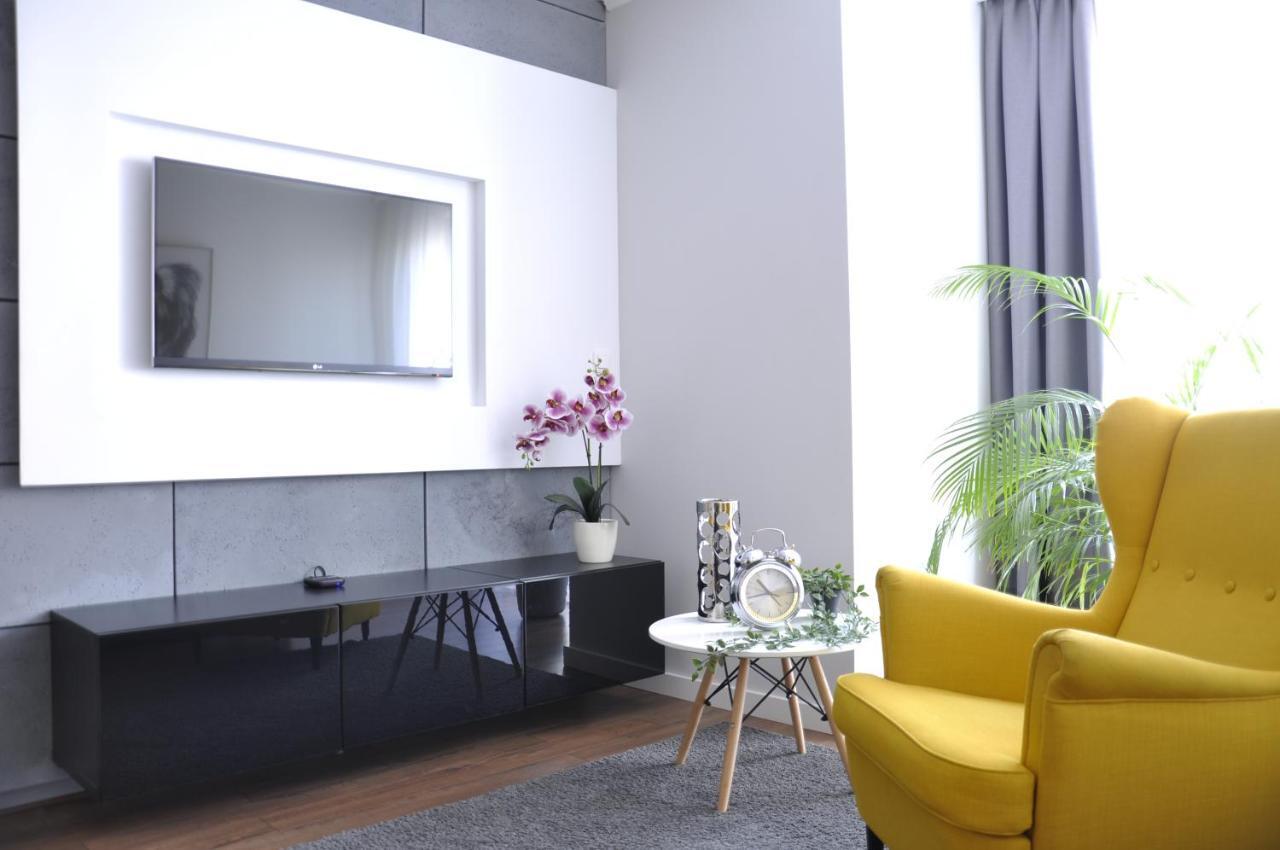 Apartament Na Teczowej Wrocław Exterior foto